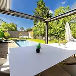 فيلة Nerea, Piscine, Famille, 4 *